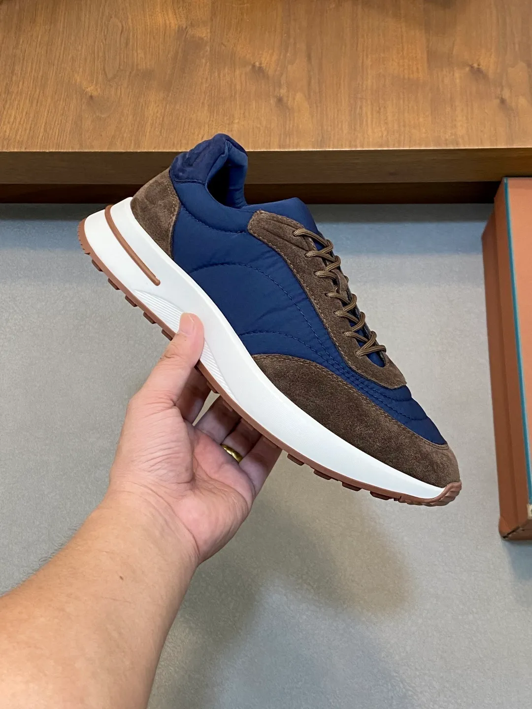 💰740 Loro Piana - Classic casual shoes, men's lace-up casual shoes and sneakers, high-quality lightweight and comfortable fabrics, suitable for outdoor leisure, the color scheme is young and energetic, and it looks great with sportswear or casual suits! Code number: 39-44 (38, 45, 46, can be customized